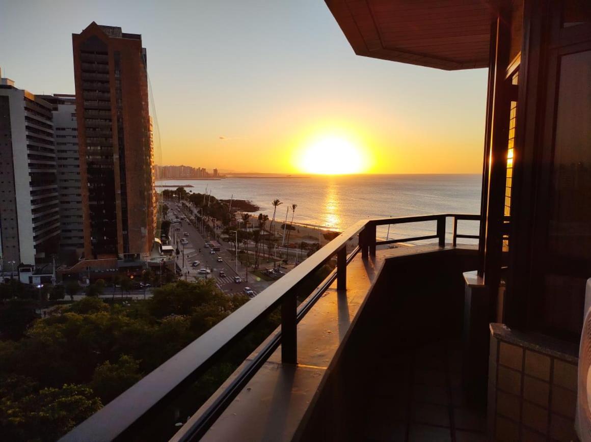 958 Golden Frente Mar